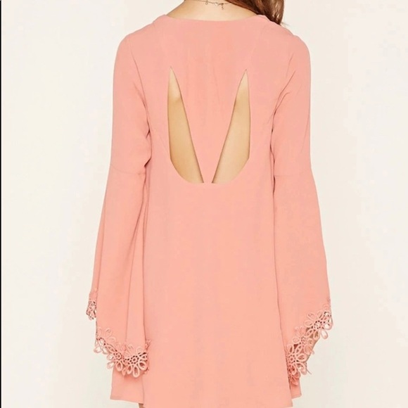 Forever 21 Long Sleeve Cutout Back Dress🍑 - Picture 3 of 15